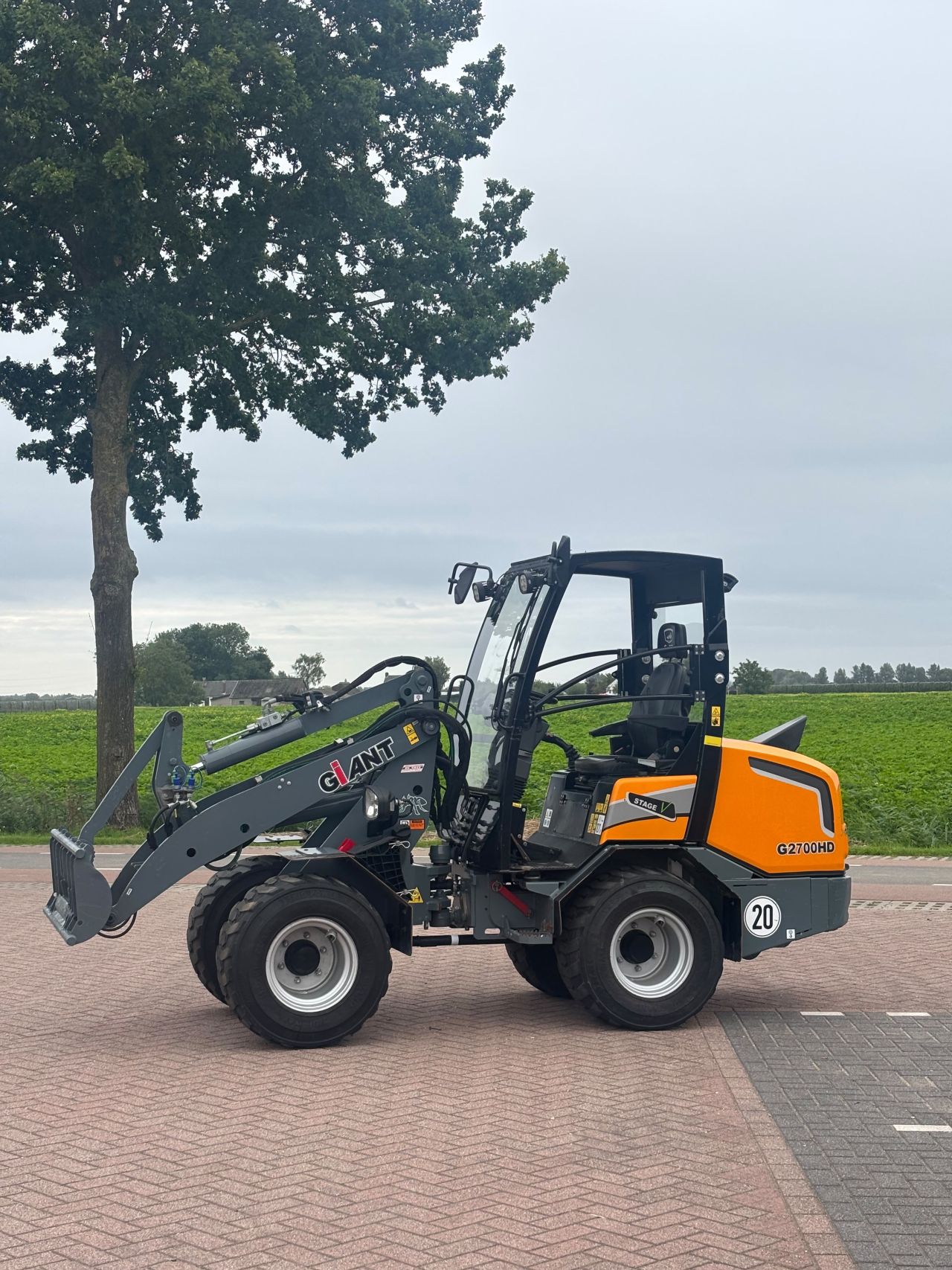 Giant g2700hd | 2022 | handgas