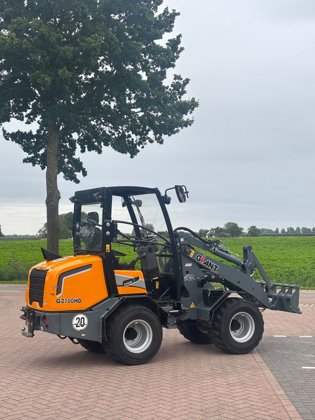 Giant g2700hd | 2022 | handgas