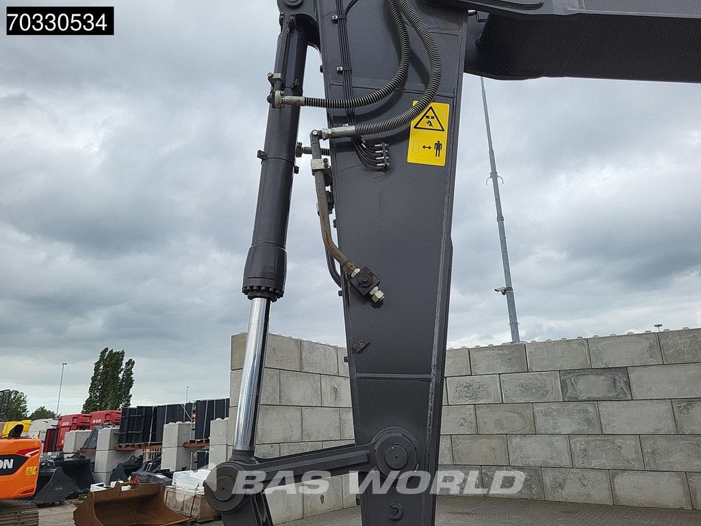 Volvo EC300 D L