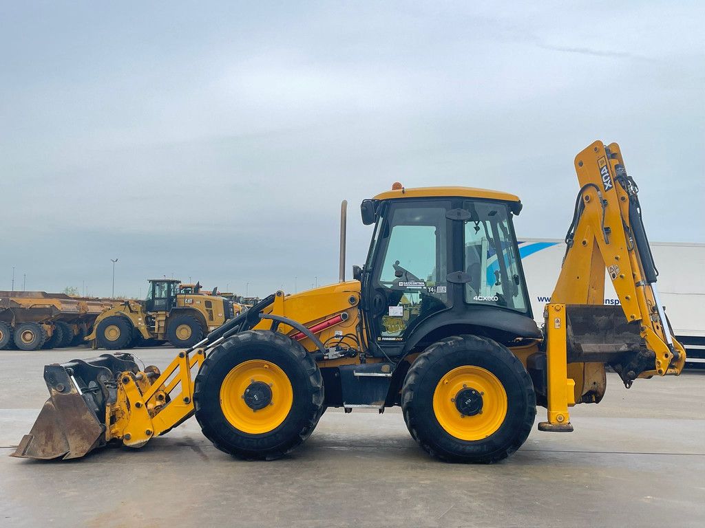 JCB 4CX