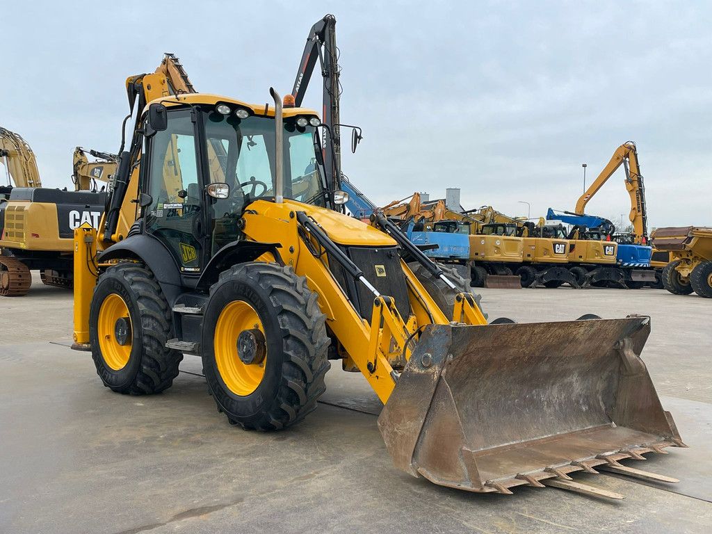 JCB 4CX