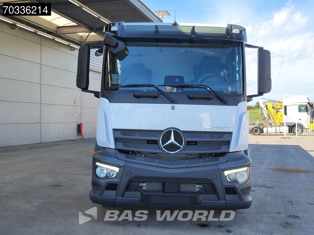 Mercedes Actros 1835 4X2 NEW chassis 5200mm wheelbase Full Air suspension Automatic Euro 6