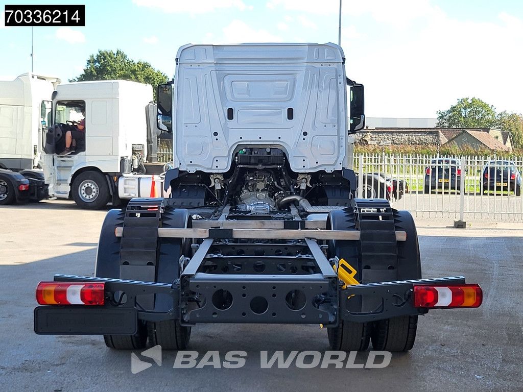 Mercedes Actros 1835 4X2 NEW chassis 5200mm wheelbase Full Air suspension Automatic Euro 6