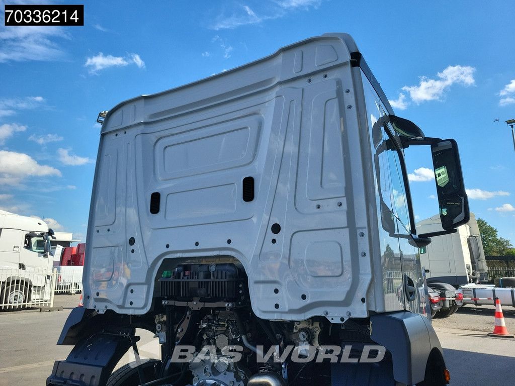 Mercedes Actros 1835 4X2 NEW chassis 5200mm wheelbase Full Air suspension Automatic Euro 6