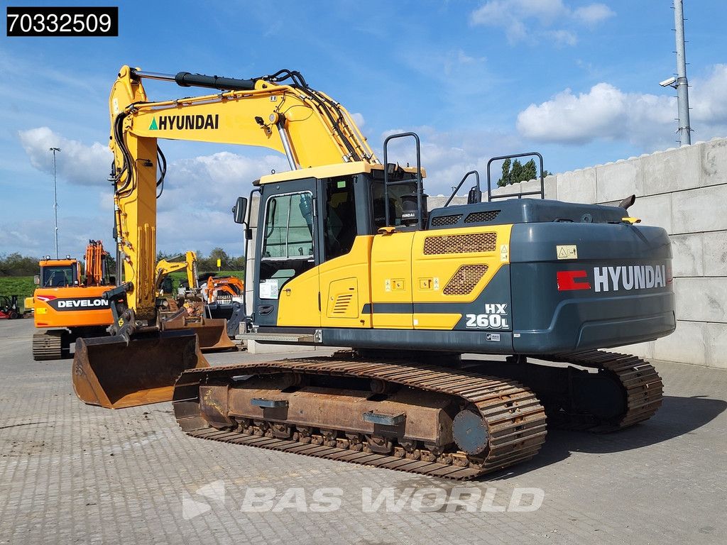 Hyundai HX260 L