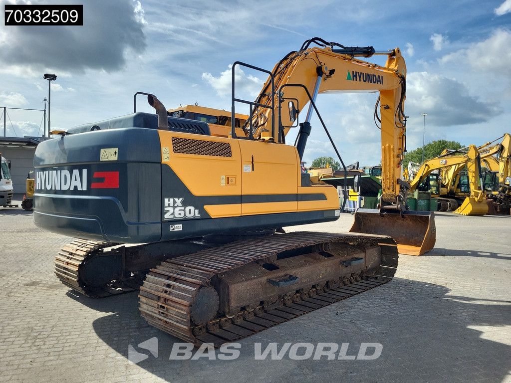 Hyundai HX260 L