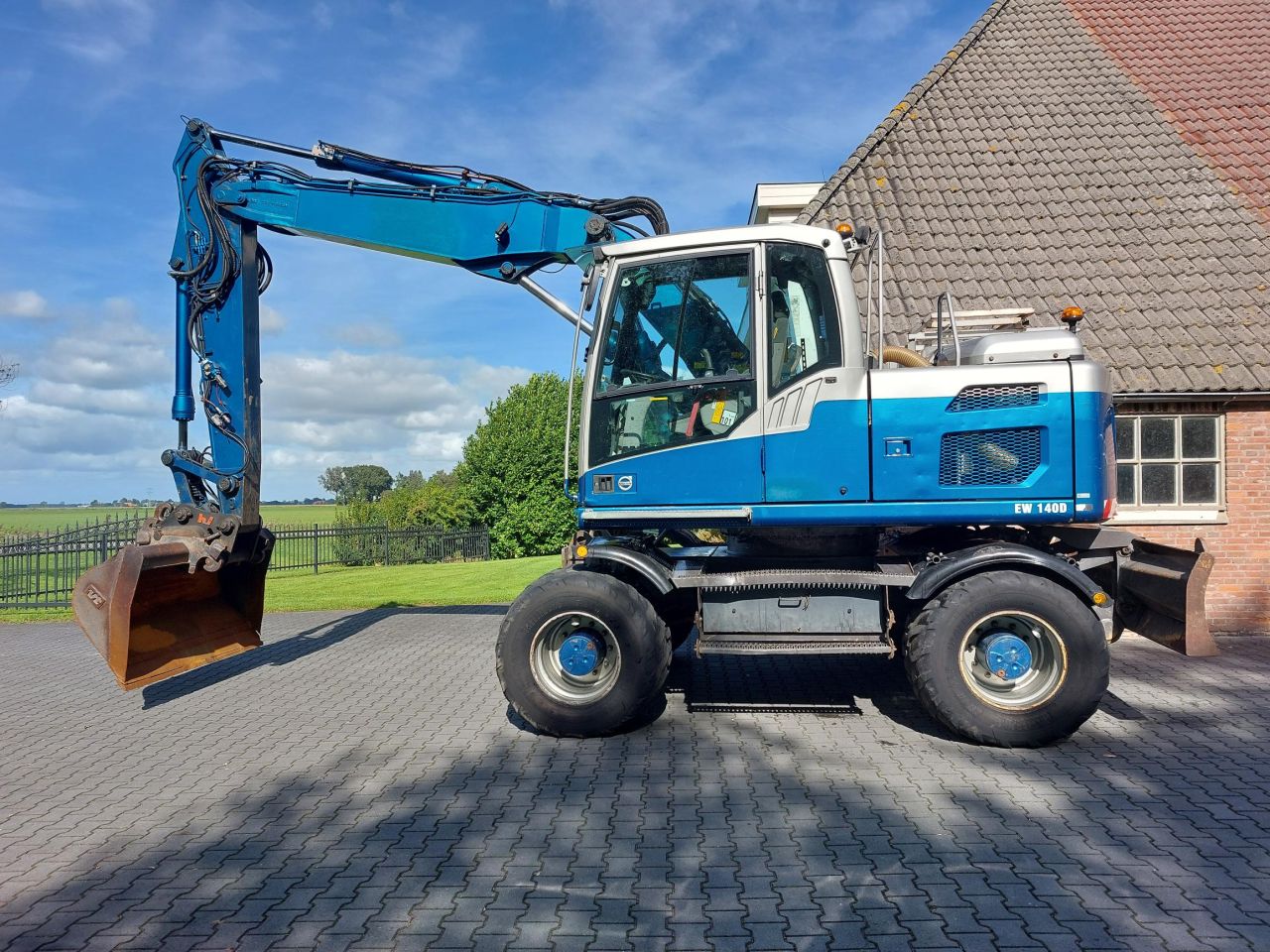Volvo EW140D