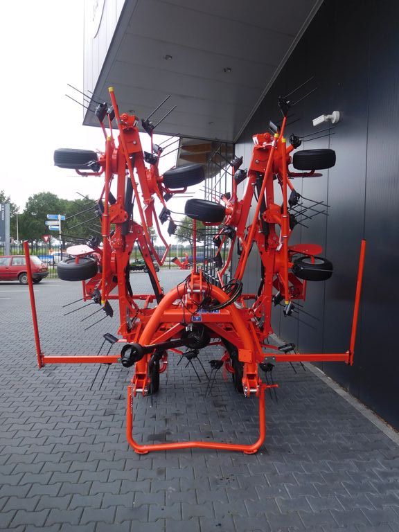 KUHN GF 8703
