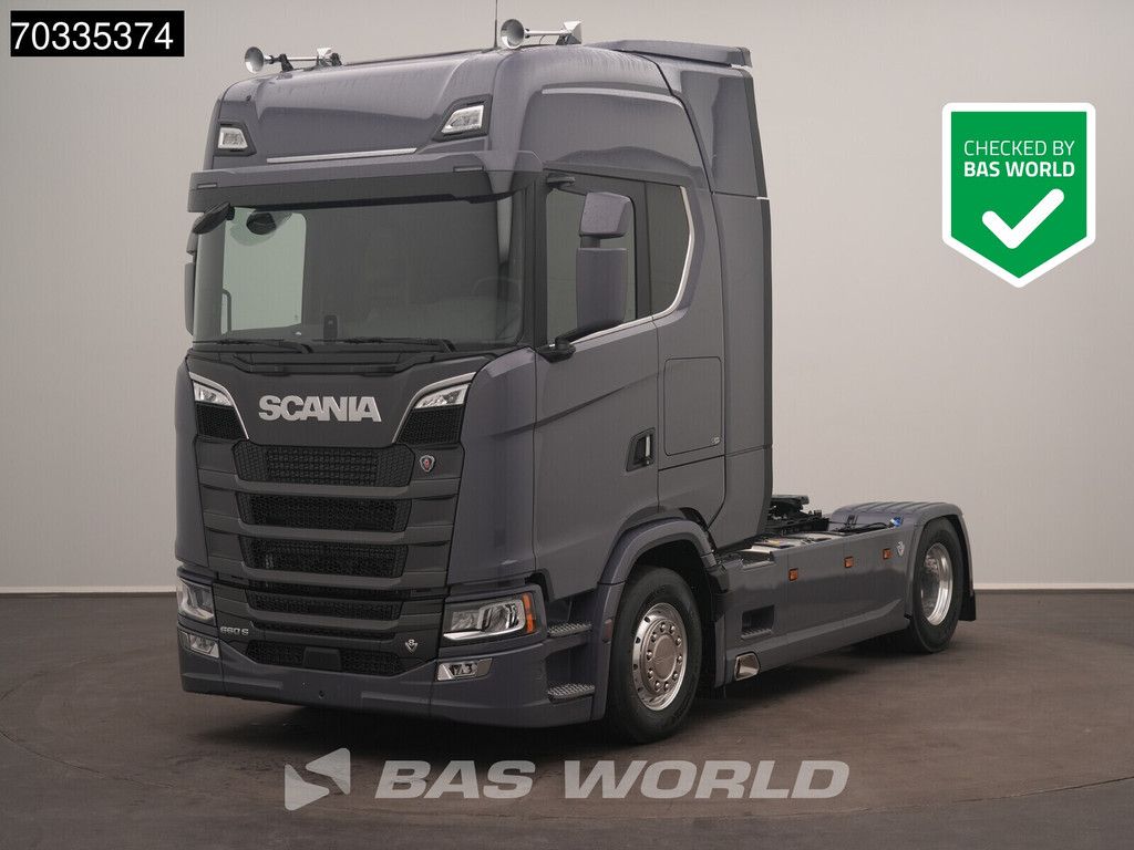 Scania S S660 4X2 V8 Retarder Full-Air 2x Tanks Standklima ACC Navi Leather Alcoa's