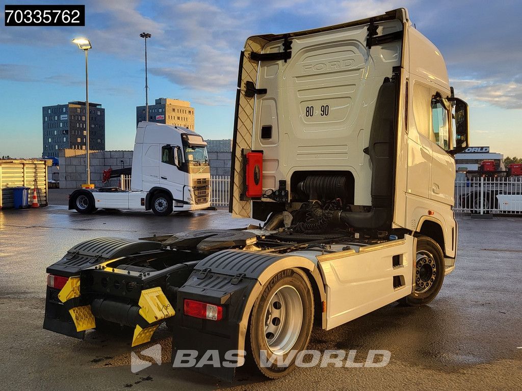 Ford F-Max 500 4X2 Retarder 2x Tanks Standklima Navi ACC