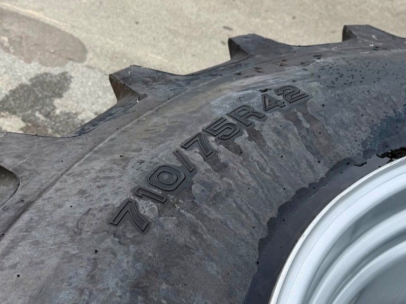 Tianli 710/75-R42 AG-Radial