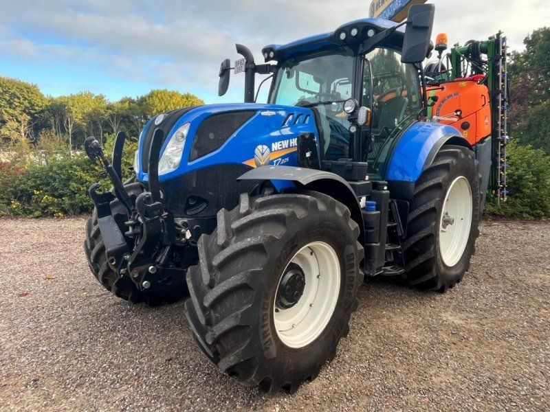New Holland T7.225 AC STAGE V