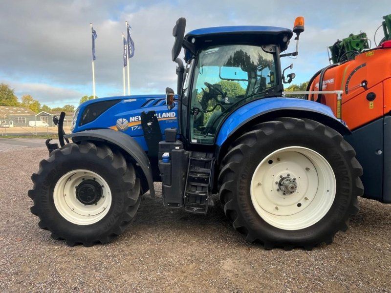 New Holland T7.225 AC STAGE V