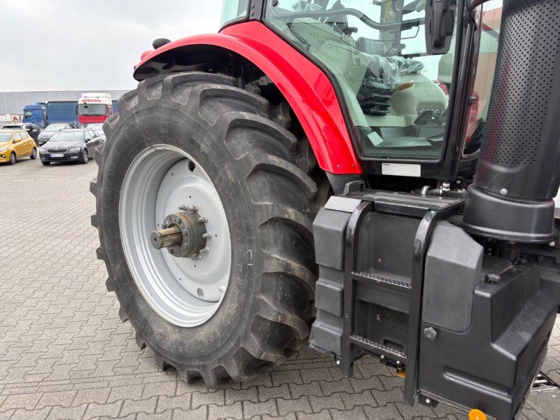 Massey Ferguson 7724 S Dyna 6 *NEU*