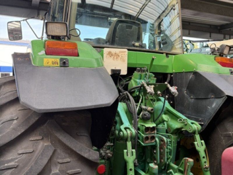 John Deere 7600