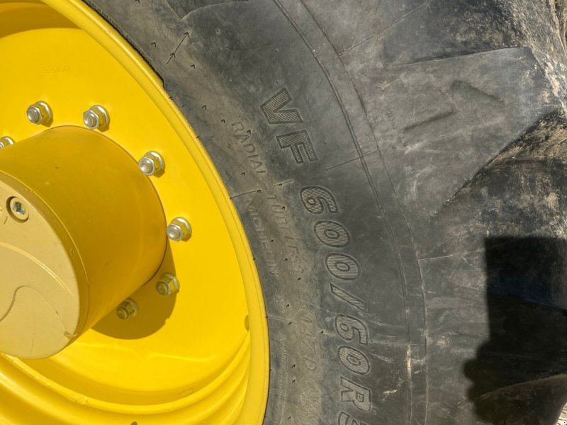 John Deere 6155R