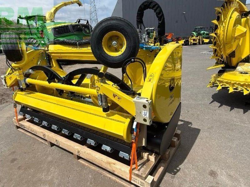 John Deere 639