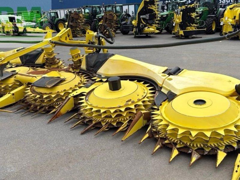 John Deere 490 Plus