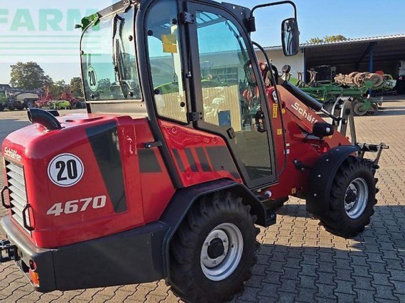 Schäffer 4670 mit kabine neu