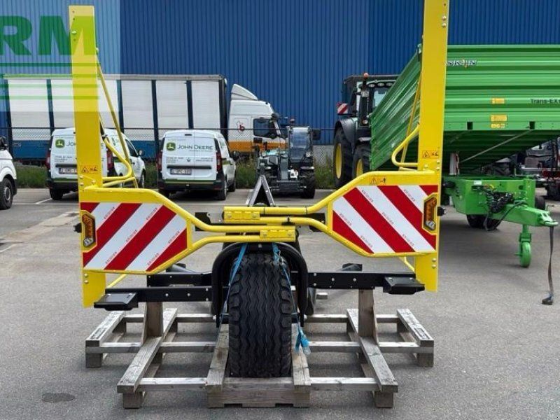 John Deere 400F