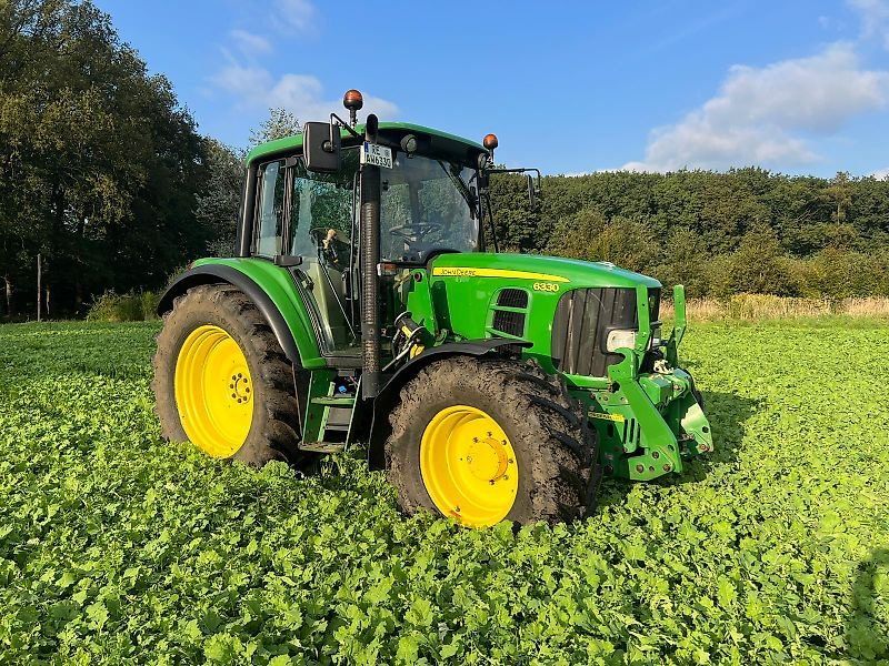 John Deere 6330 PowrQuad 16/16