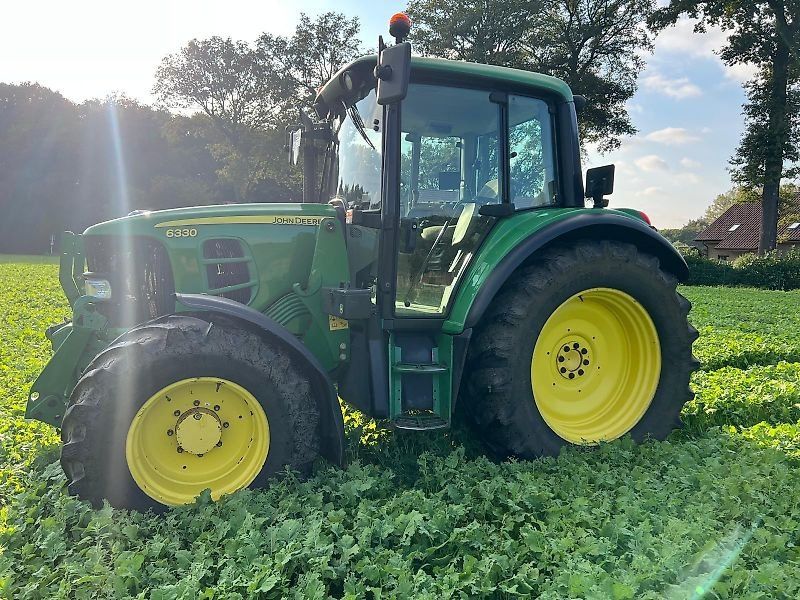 John Deere 6330 PowrQuad 16/16