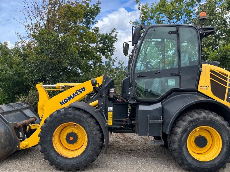 Komatsu WA100M-8EO Læssemaskine