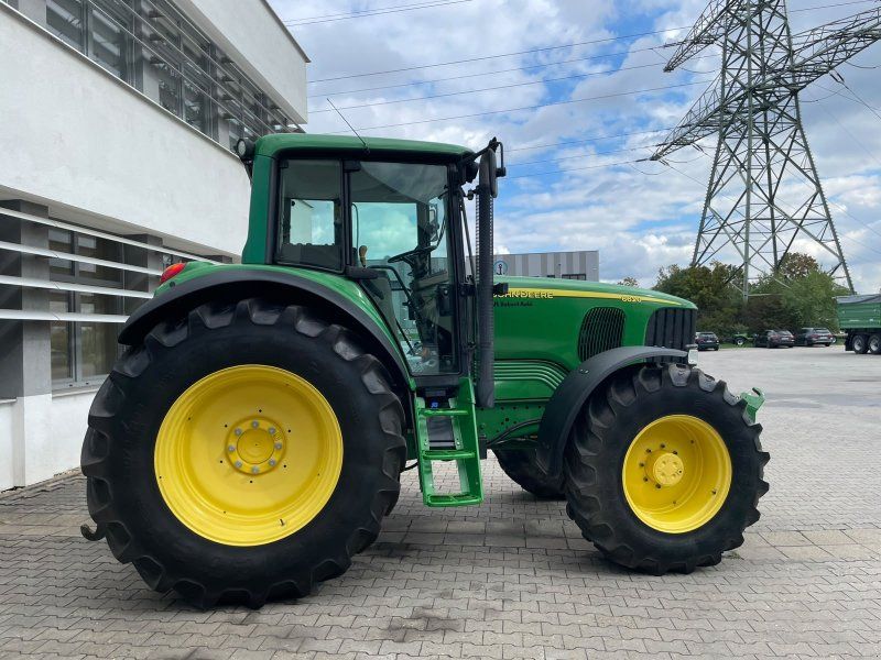 John Deere 6620