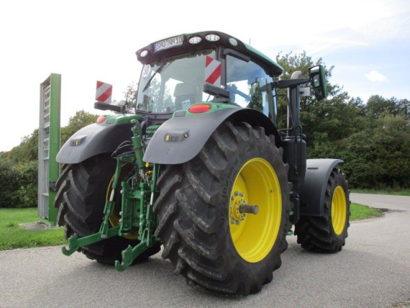 John Deere 6R185