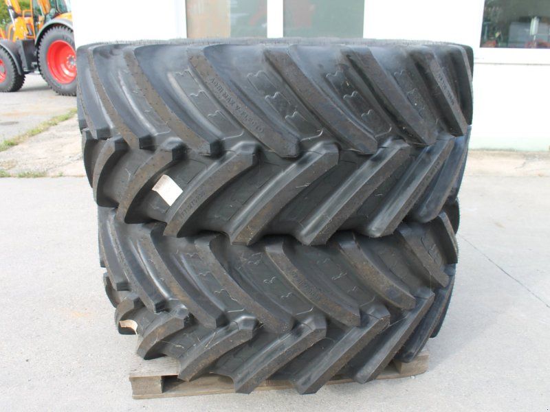 BKT 710/70 R38