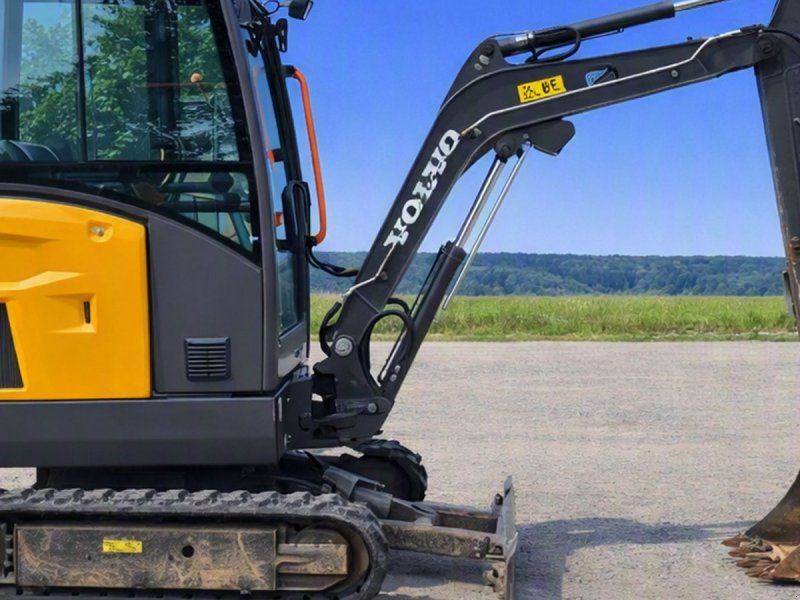 Volvo EC20E Auktion & Salg AFGIV BUD SEND EN EMAIL