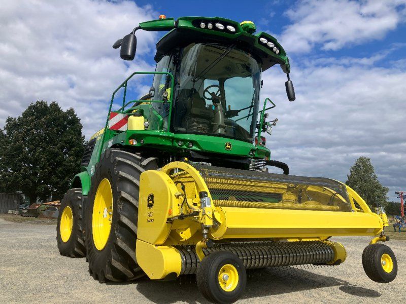 John Deere 9500i mit Kemper 475Plus & 639 PickUp