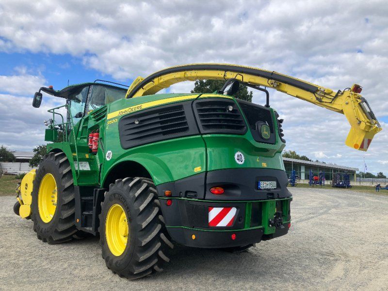 John Deere 9500i mit Kemper 475Plus & 639 PickUp