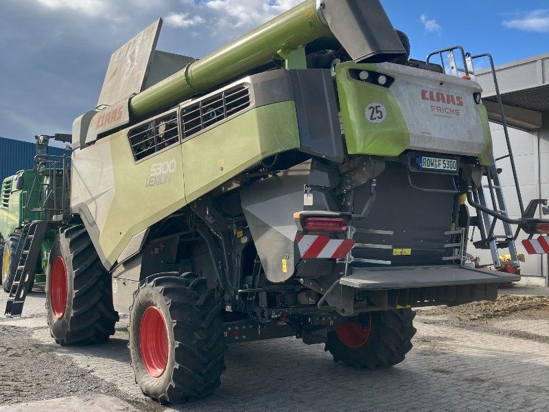 Claas Lexion 5300