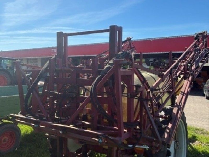 Hardi TZY 2400