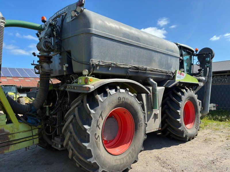 Claas Xerion 4000 Saddle Trac
