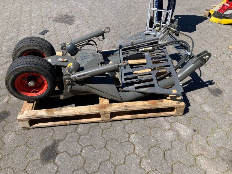 Claas Zusatzfahrwerk Xerion 4200 NEU