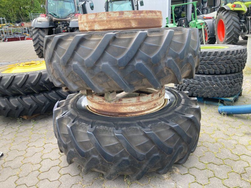 Pirelli 2x 20.8R38