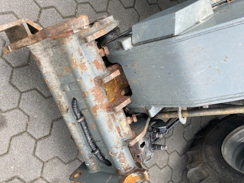 Kramer KT 447