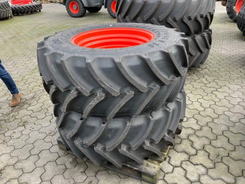 Mitas 2 x 540/65 R30