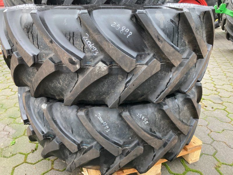 BKT 320/65R18 Mitas 440/70R28