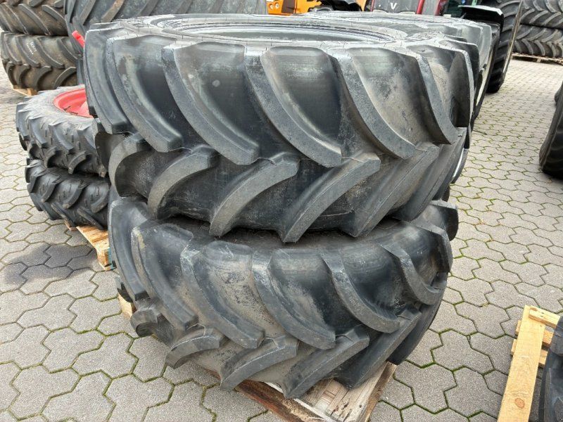 Vredestein 540/65R30 Traxion