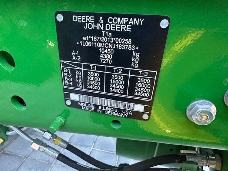 John Deere 6110 M   NEU