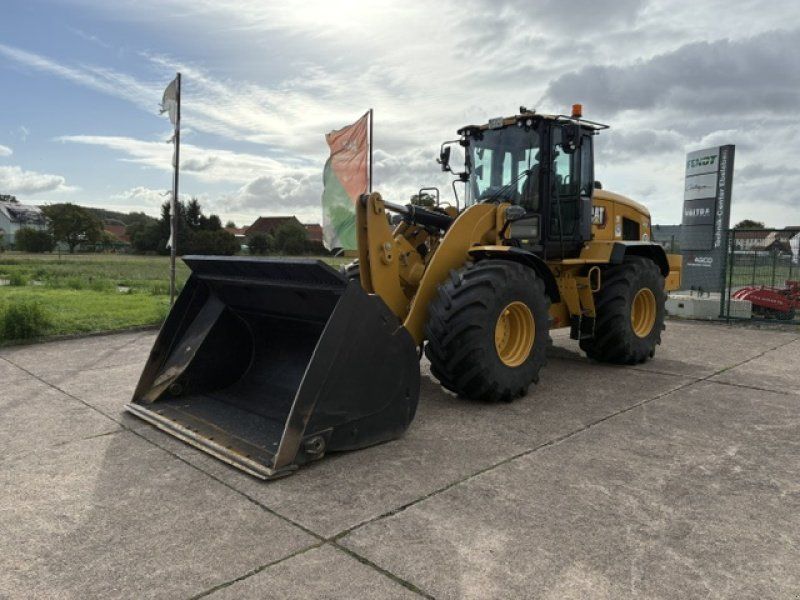Caterpillar 938