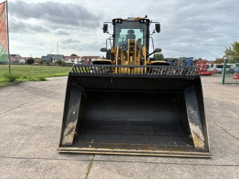 Caterpillar 938