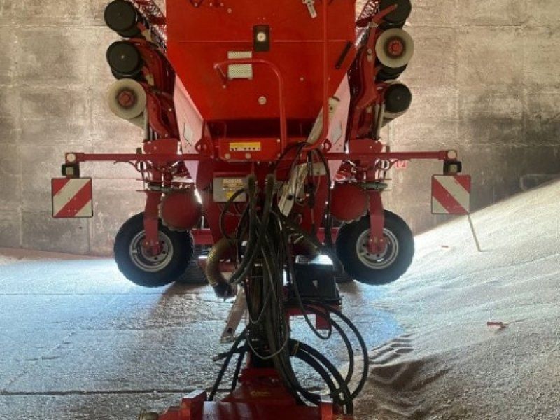 Kverneland DG 10000