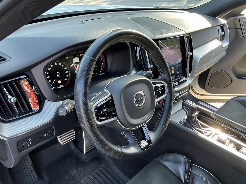 2019 Volvo XC60 T5 AWD