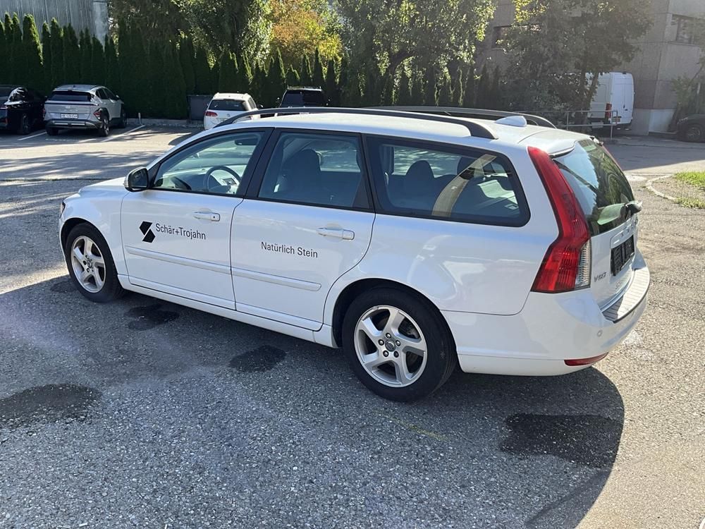 2013 Volvo V50 D2