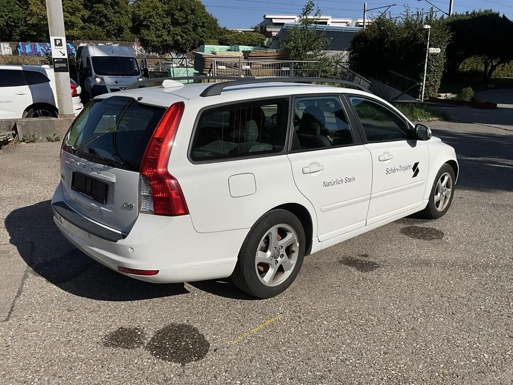 2013 Volvo V50 D2