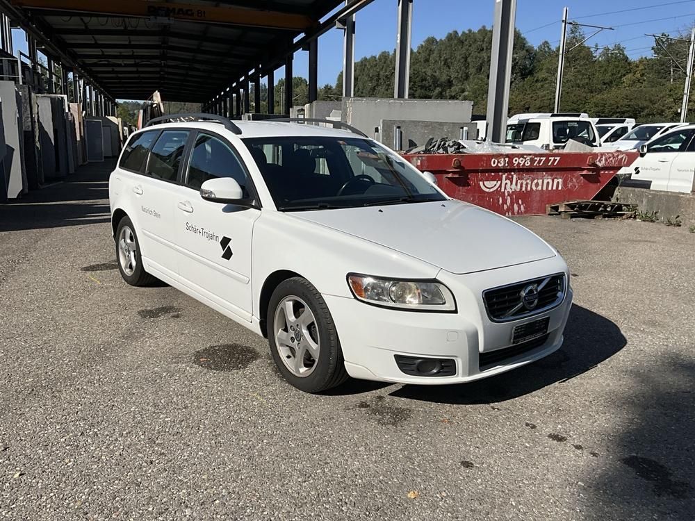 2013 Volvo V50 D2